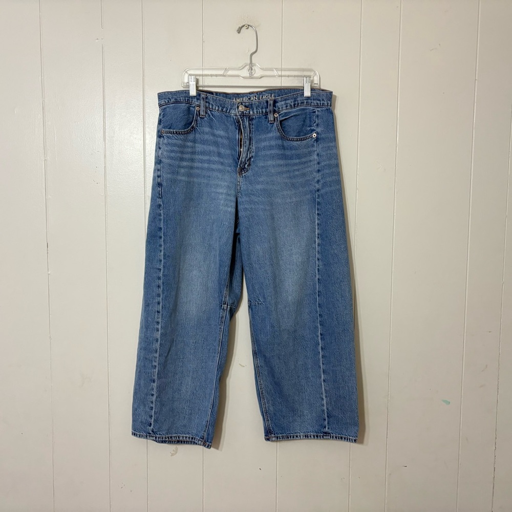 American Eagle Dreamy Drape Barrel Jeans Blue Strigid 12 Short Wide Leg